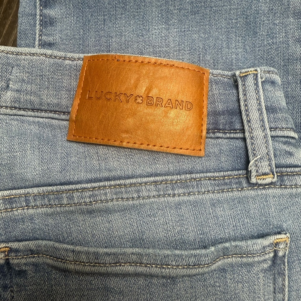 Lucky brand 🩵🤍 - Picture 7 of 10